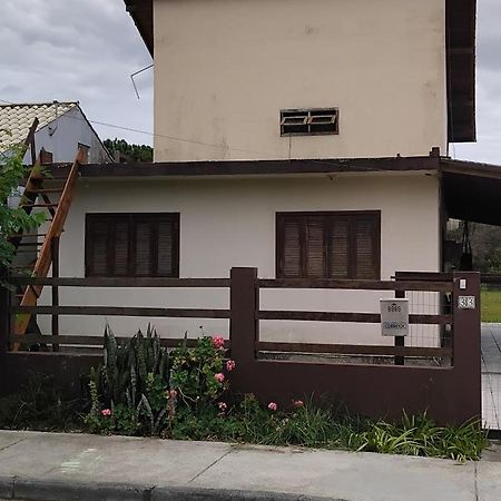 Casa Na Reserva Natural Do Surf Com Trilha Para Praia Terreno Compartilhado Florianópolis Exteriér fotografie